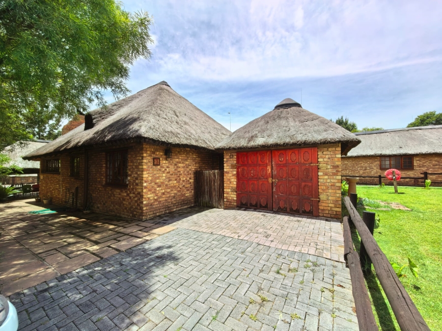 3 Bedroom Property for Sale in Vaalpark Free State